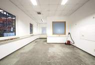 2.082m² Lagerhalle mit überdachten Rampen und ca. 148m² Büro | Parkplätze verfügbar