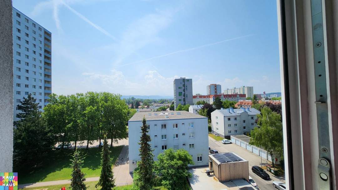 PROVISIONSFREI! GÜNSTIGE 3 ZIMMER WOHNUNG!