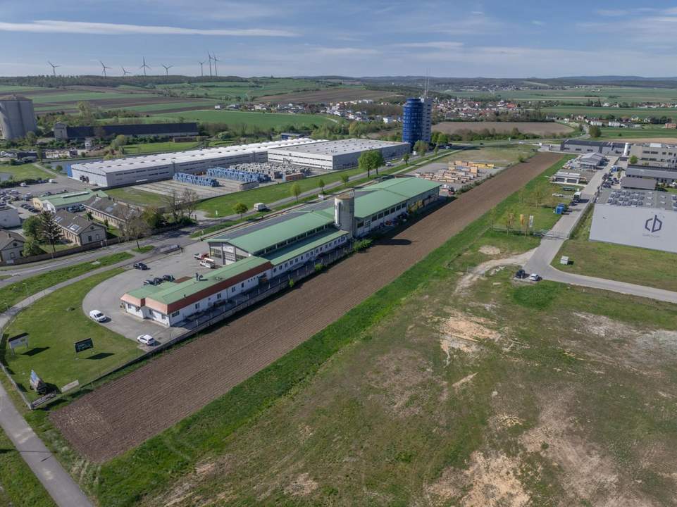 Industriebaugrundstück am Hotspot der B16 – 11.362 m² direkt am Kreisverkehr Siegendorf