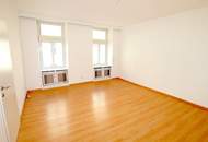 GRÄTZLGLÜCK - Charmante Altbauwohnung mit grünem Innenhof