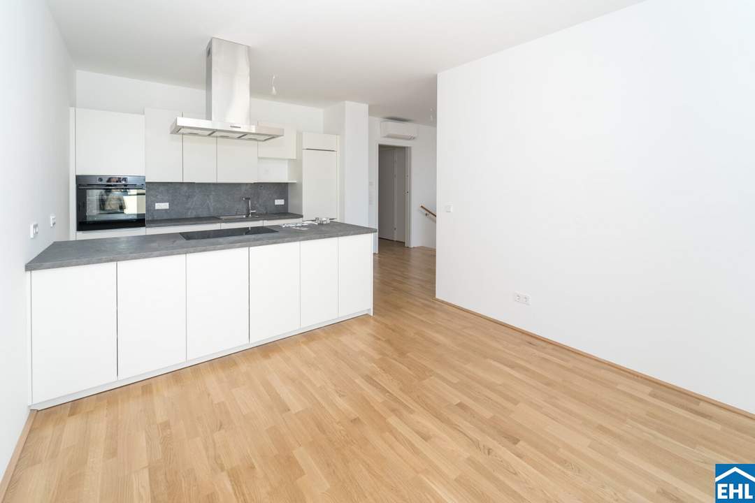 Der Himmel zum Greifen nah: Dachgeschoss-Maisonette mit Terrasse