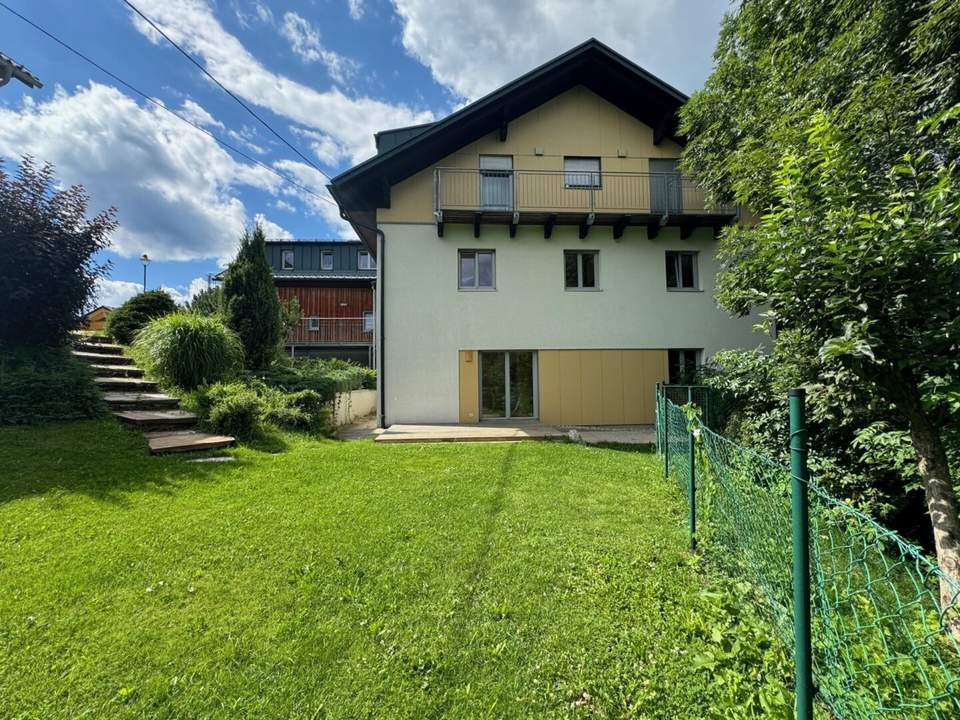 Wunderschöne Wohnung mit Garten-Terrasse in Fischbach