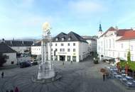 FAMILIENWOHNUNG MIT HOFSEITIGEM BALKON MITTEN IM ZENTRUM