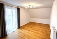 Stilvolle Doppelhaushälfte mit Garten, Designküche und überdachter Terrasse