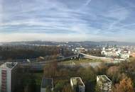 Stadtliebhaber aufgepasst: zentrales Wohnen mit Top-Infrastruktur in naturnahem Umfeld - Loggia mit herrlichem Ausblick!