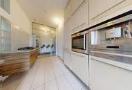 Altbau spüren. Ruhe genießen. Stadt leben.