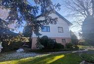 VIEL PLATZ BIETET DIESES HOCHWERTIGE WOHNJUWEL IN AUSGEZEICHNETER WOHNLAGE MIT INDOORPOOL, SAUNA, TRAUMHAFTEM WINTERGARTEN UND HERRLICHEM GARTEN SAMT ALTBAUMBESTAND