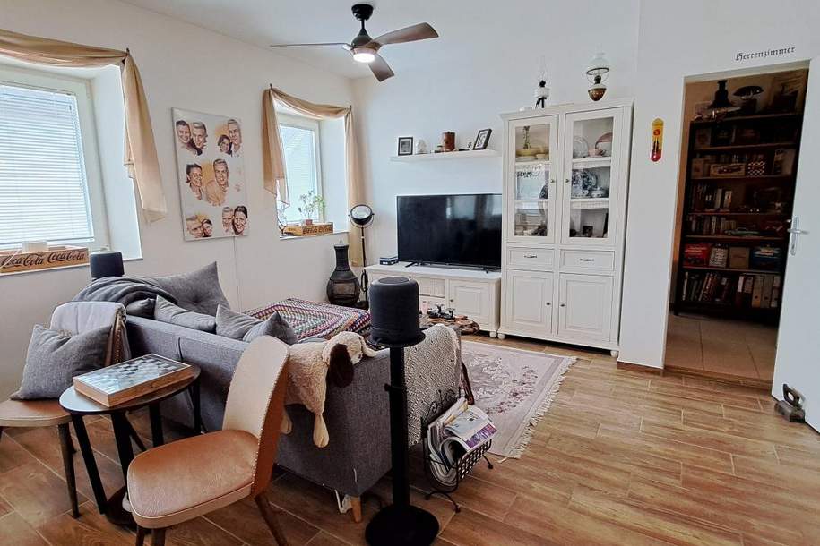 Provisionsfrei! Schöne Altbauwohnung mit Ambiente und historischem Flair!, Wohnung-miete, 1.207,64,€, 3121 Sankt Pölten(Land)