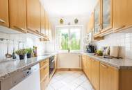 Uneinsehbares Gartenparadies mit Waldblick! Salzwasserpool beheizt. Weitere Extras warten auf Sie!