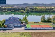 Das Refugium am See – exklusiver Landsitz mit eigenem Seegrundstück, Tennisplatz und über 6 Hektar Eigengrund