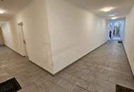 PROVISIONSFREIE  2- ZIMMERWOHNUNG mit LOGGIA und KÜCHE