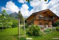 Charmantes Holz-Landhaus in sonniger Traumlage mit herrlichem Bergblick in St. Ulrich am Pillersee
