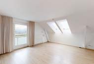 Liebevoll gepflegtes Wohnhaus mit ca. 180 m² Wohnfläche und flexibler Raumaufteilung.