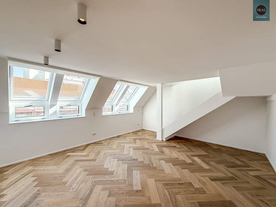 Elevate 1090 – Erstbezug: Luxus Dachgeschoss - Maisonette Wohnung (klimatisiert) mit Balkon und Terrasse nahe U6 Alser Straße, AKH!