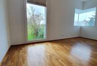 Designer-Doppelhaushälfte mit Dachterrasse & Garten in Mödling