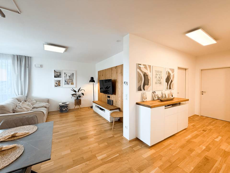 Mattsee: Seenahe, helle 3-Zimmer-Wohnung | Großer Balkon mit Grünblick | BJ 2018 | WBF übernehmbar