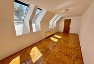 Großzügige 3-Zimmer-Dachgeschosswohnung mit besonderem Charme