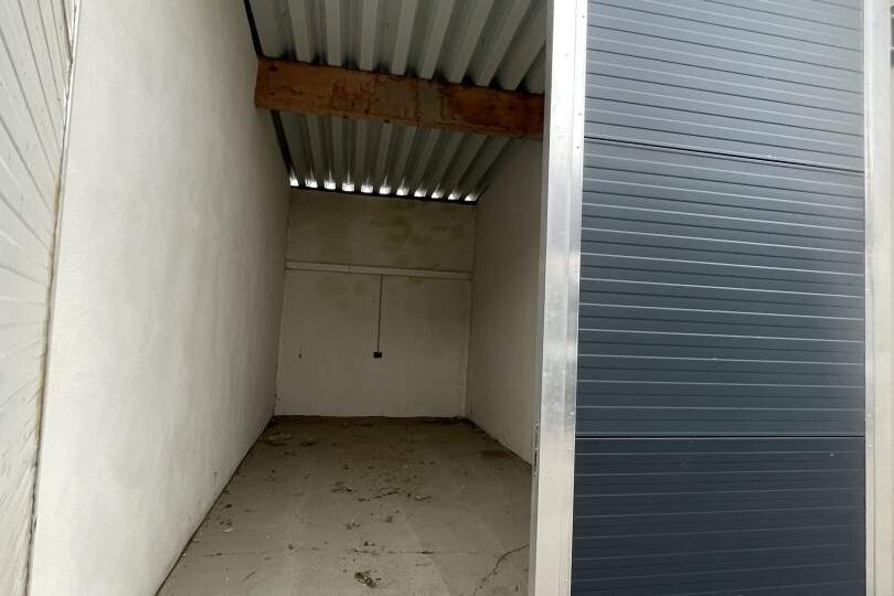 Kalthalle, Kaltlager, Stellplatz ca. 21 m² (XH28) PROVISIONSFREI!!!, Gewerbeobjekt-miete, 160,00,€, 2601 Wiener Neustadt(Land)