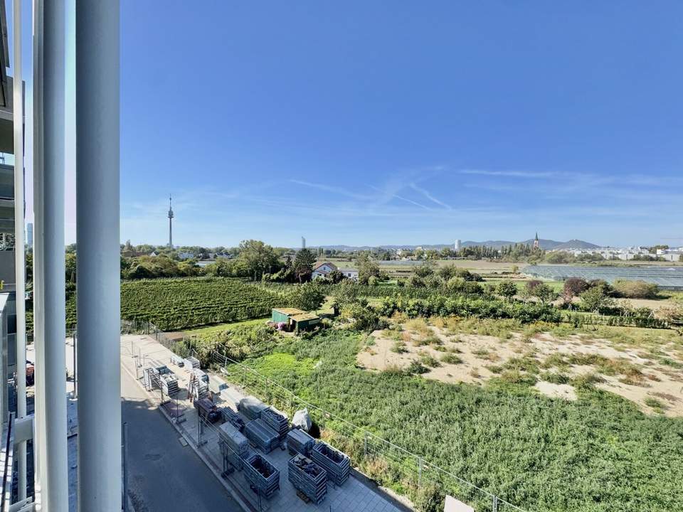 Wohnen mit Blick aufs grüne Donaufeld -- heller &amp; traumhafter Erstbezug nahe U1 Kagran &amp; Alter Donau