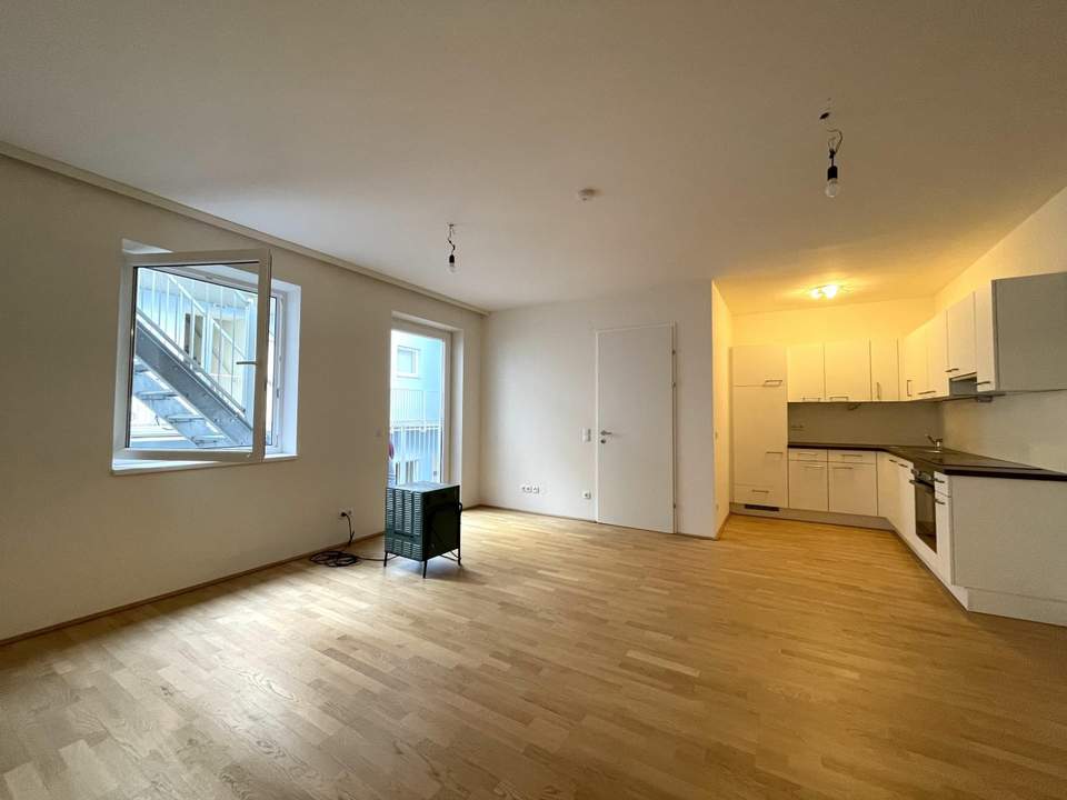 Büro / Praxis beim Karmelitermarkt mit großer Terrasse!!!