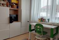 Großfamilien, Mehrgenerationen-Haushalte und Investoren aufgepasst! Neuwertiges Mehrfamilienhaus in Hirm – Ihr Traum von 10 Zimmern und Garten!