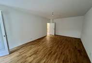 MIETE ERSTBEZUG SÜDSTADT: Neu sanierte 3-Zimmer-Wohnung mit Loggia und Grünblick