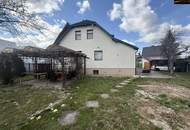 Einfamilienhaus mit großzügigem Grundstück