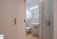 Kleeblattgasse 7: gepflegte 2 Zimmer Altbauwohnung mit separater Küche in perfekter Innenstadtlage (ab 1.9.25)