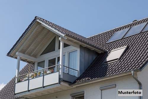 +++ Architektonisch ansprechend gestaltetes Einfamilienhaus in Hanglage +++
