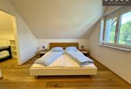 | STILVOLLE DACHGESCHOSSWOHNUNG | 6 ZIMMER | MIT GARTENNUTZUNG | 1 TERRASSE | MODERNE &amp; HOCHWERTIGE AUSSTATTUNG | LICHTDURCHFLUTET | IDYLLISCHE LAGE | AB NOVEMBER VERFÜGBAR