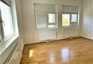 BERNHARDTSTALGASSE, unbefristete 96 m2 Altbau, Wohnküche, 3 Zimmer, Komplettküche, Wannenbad, gefördert, WG-geeignet