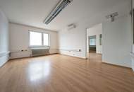 ca. 1.800m² Halle mit Rampen und ebenerdiger Einfahrt | 250m² Büro