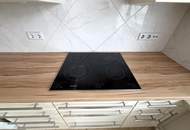 Klimatisierte Dachgeschosswohnung mit 4 Schlafzimmer und Garage // Air-conditioned attic apartment with 4 bedrooms and garage //