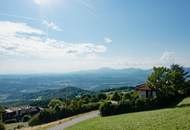 Italienischer Flair am Kulm – ästhetisches Eck-Toskana-Haus mit unverbaubarer Fernsicht in absoluter Ruhelage mit Ganztagssonne.