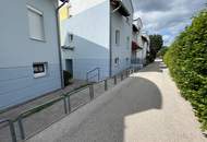 Gemütliche 3 Zimmer-Mietwohnung mit Balkon inkl. Blick ins Grüne - möbliert!