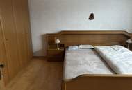 Vielseitiges Zweifamilienhaus in zentraler Lage von Asparn/ Zaya – ideale Gelegenheit für Familien und Mehrgenerationenwohnen