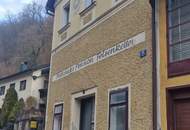 15283 Sanierungsbedürftiges Haus mit 2 kleinen Wohneinheiten!