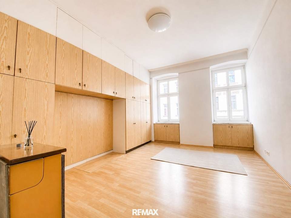1-Zimmer-Altbauwohnung in Ruhelage nahe U3 Johnstraße