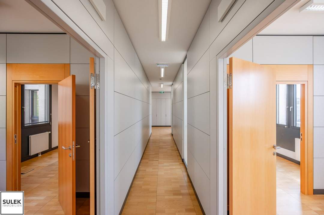 Repräsentatives Neubau-Büro mit Terrasse & Klima | inkl. Heizung & Kühlung | 290 m² in TOP-Lage direkt an der U3 | Garagenplätze