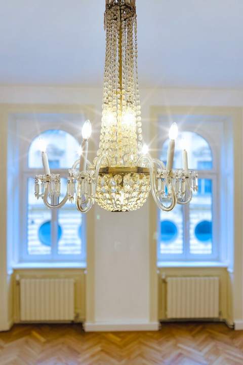 Fischgrät und Flügeltüren - Sanierte 3,5 Zimmer Wohnung