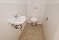 DACHGESCHOSS, sonnige 74 m2 Neubau, Wohnküche, 2 Zimmer, Wannenbad, Parketten, Holbeingasse