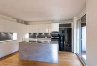 Design trifft Ausblick: Maisonette mit großzügiger Dachterrasse und Dachgarten