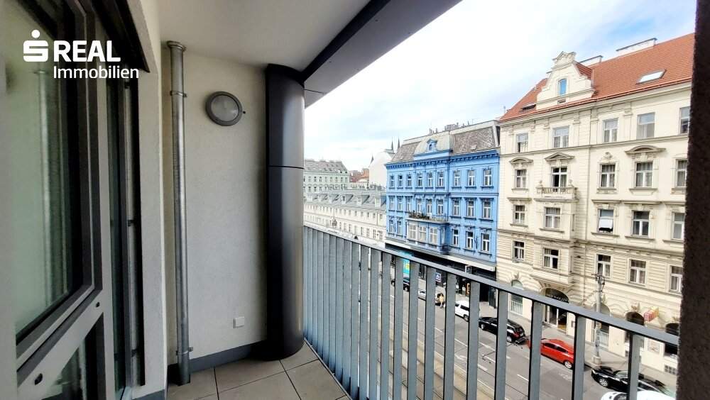 MODERNE 2-ZIMMER-WOHNUNG IN DER NUSSDORFER STRASSE