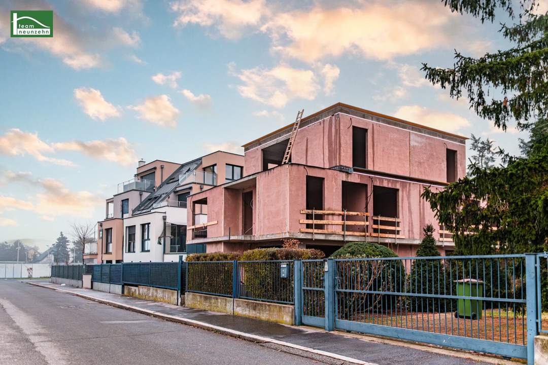 Doppelhaus der Extraklasse: Exklusiver Wohntraum mit ca. 217 m² Garten, hochwertiger Ausstattung und PKW-Stellplatz inklusive - JETZT ANFRAGEN