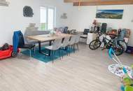 "Modernes Haus mit Pool und nachhaltiger Energie"