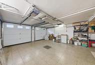 Imposante Liegenschaft mit Gartenparadies, Schwimmteich und Grünbestand – nur 30 Min von Wien