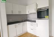 Hofseitige 2-Zimmer-Wohnung inklusive Einbauküche in bester Lage!