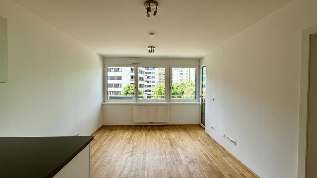 Südseitige Ausrichtung mit großem Balkon ++ Neubauwohnung ++ 3.OG!!