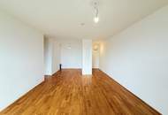 Charmante 2-Zimmer Wohnung mit großer Loggia und viel Licht durch Südseite