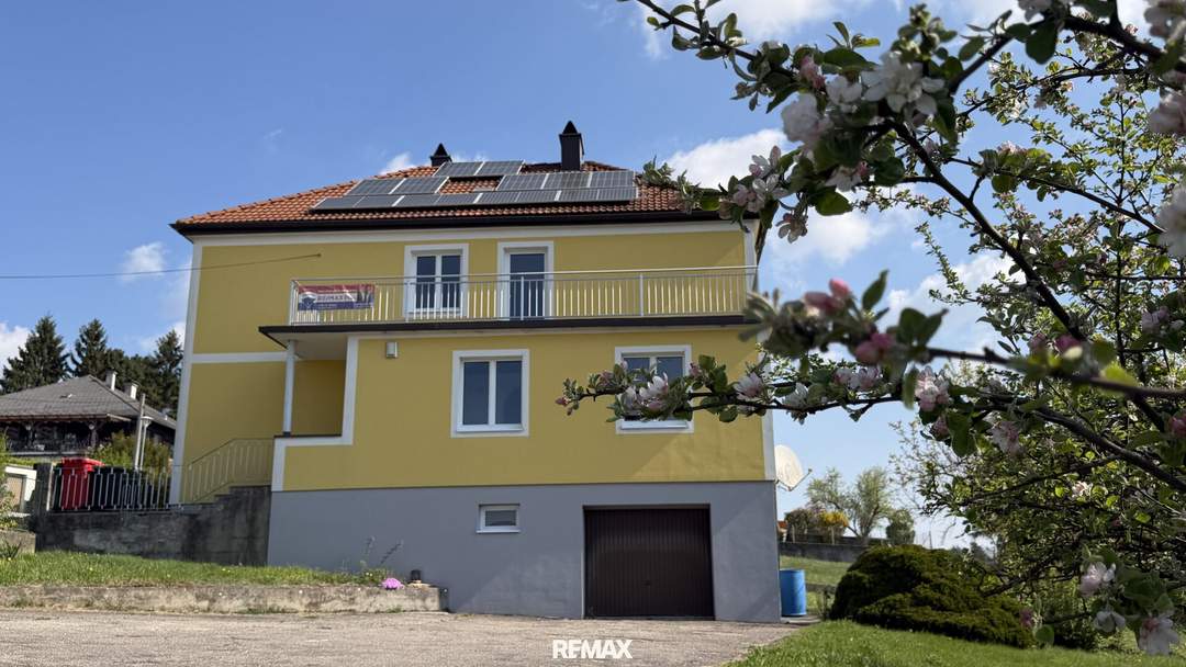 Großzügiges Familienhaus mit viel Potenzial in Griechenberg